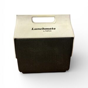 Igloo Lunchmate Vintage Black and White Cooler